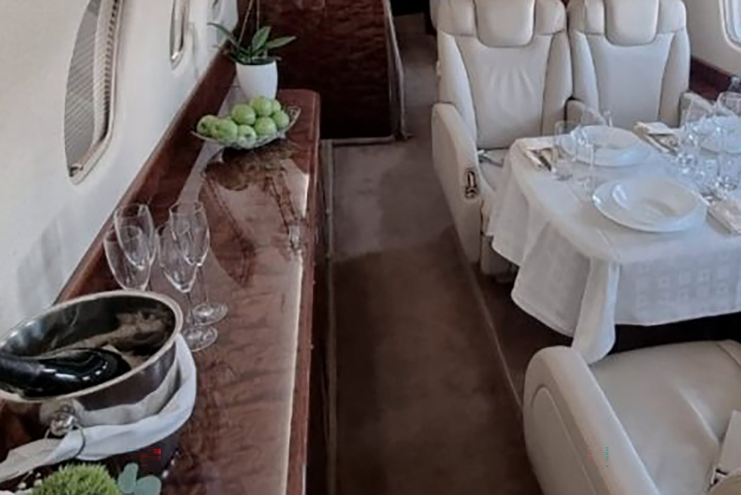 Legacy 600 Jet Charter