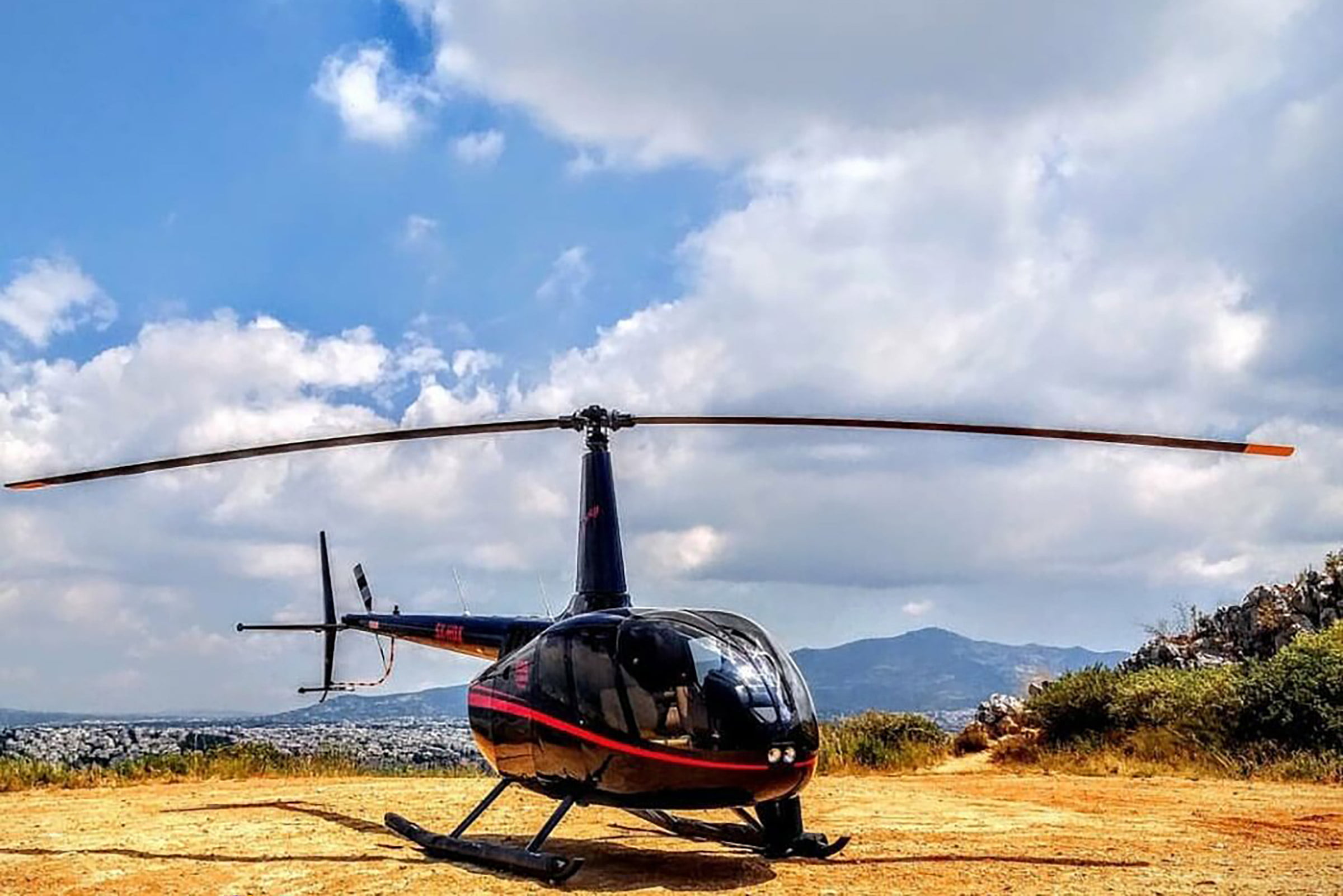 Robinson 66 SX-HDX Helicopter Charter