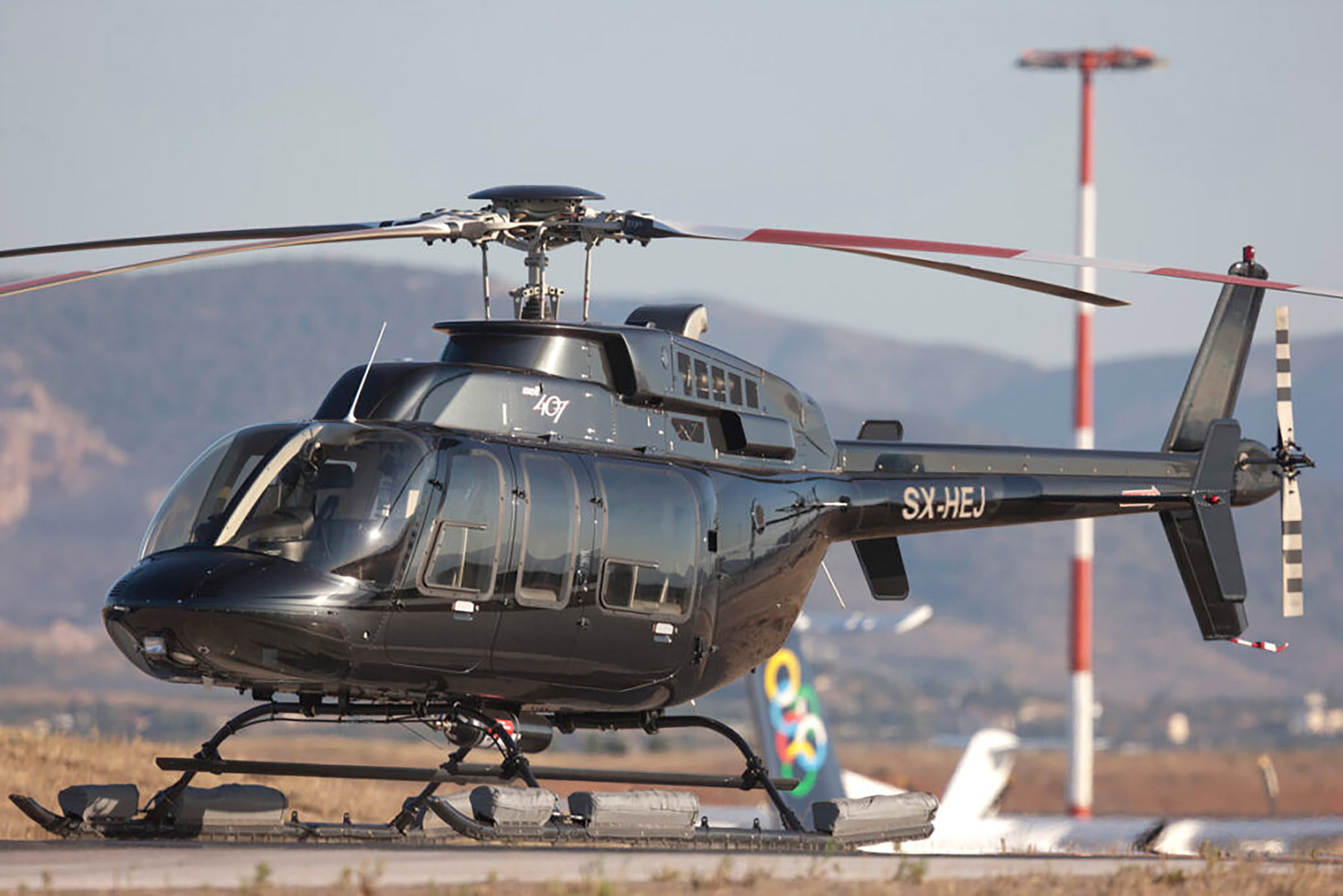 Bell 407 SX-HEJ