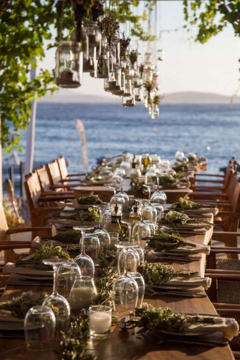 Hippie Fish Table